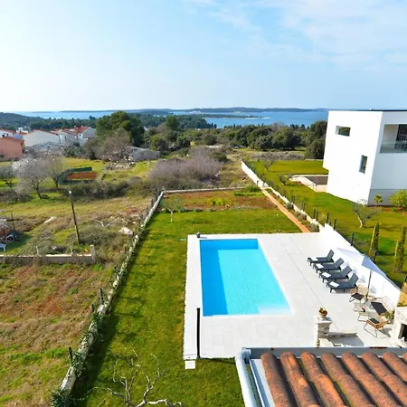 Fuer 8 Personen Ca 95 Qm In Stinjan, Istrien Istrische Riviera Apartment *