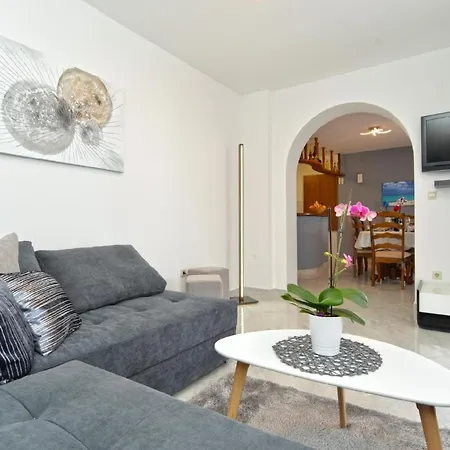 Fuer 8 Personen Ca 95 Qm In Stinjan, Istrien Istrische Riviera Apartment *